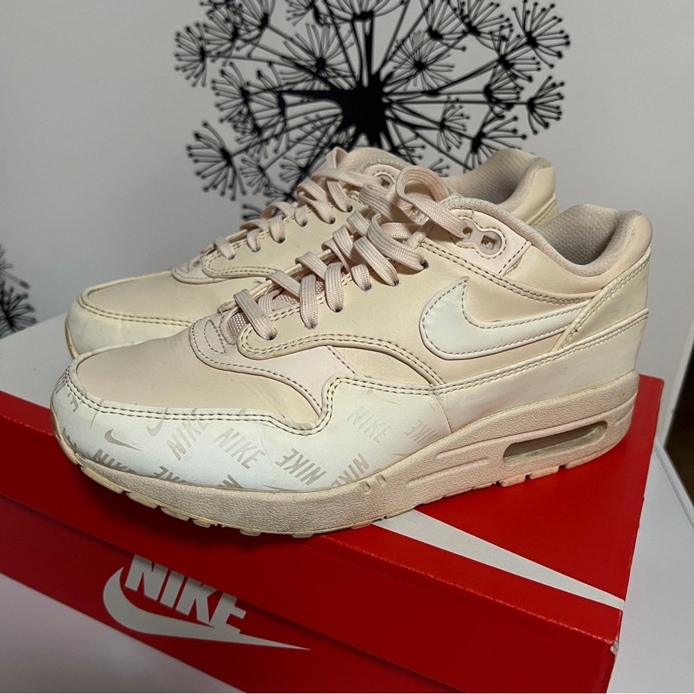 Nike Air Max 1 LX Guava Ice